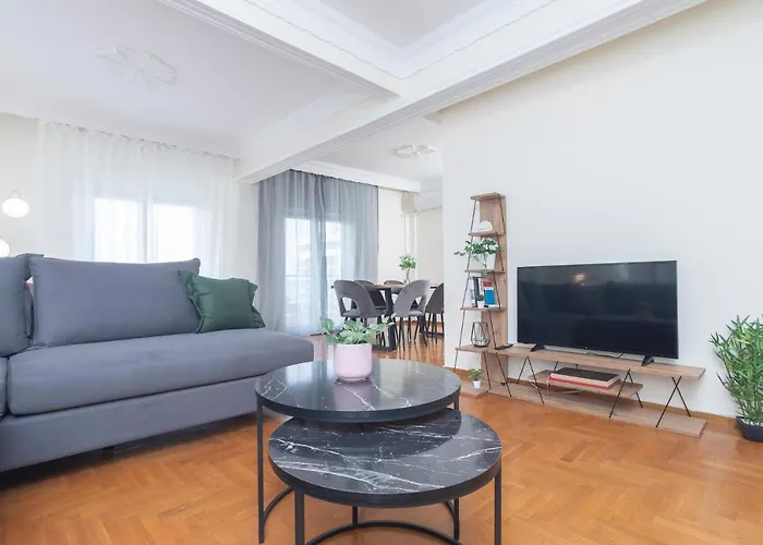 Houseloft Seaside Getaway